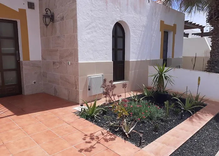 Beautiful Coastline Bungalow Near The Ocean 50 M *